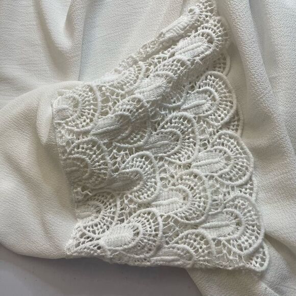 Spense| Medium| flowing| Crotchet knit| Bell sleeve - Picture 9 of 9